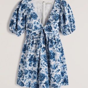 NEW Puff Sleeve Poplin Mini Dress - blue floral - size M